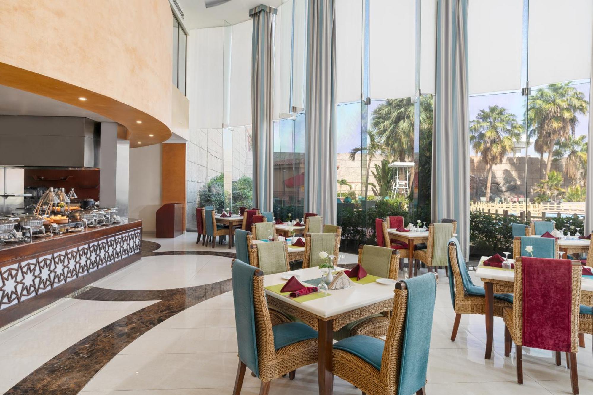 Hotel Move 4*
