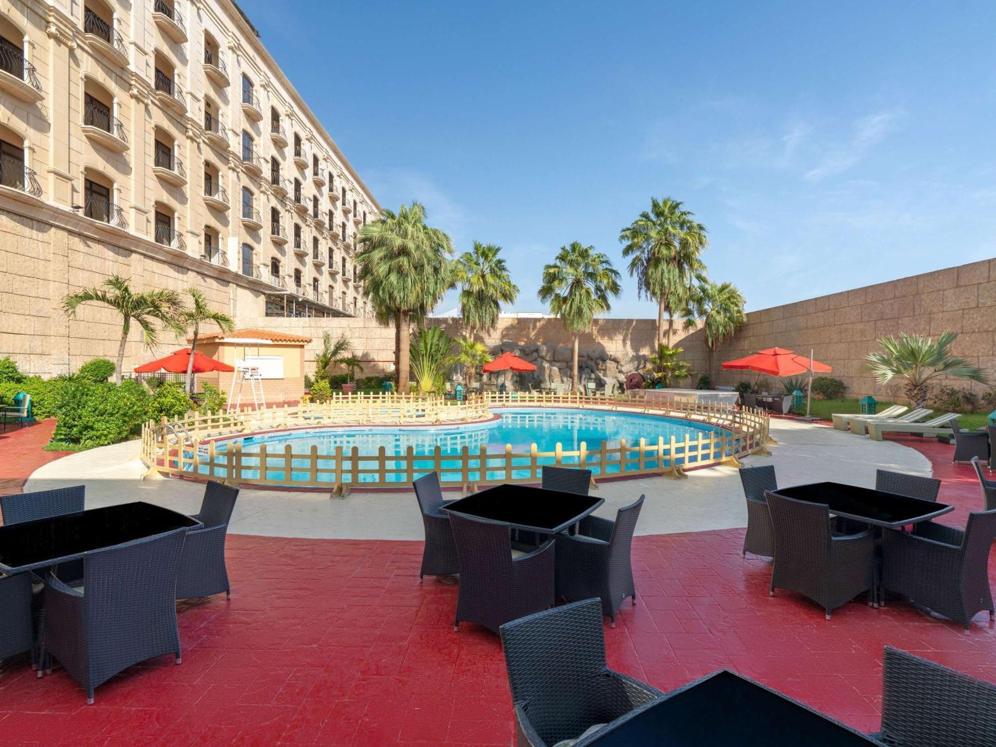 Hotel Move 4*
